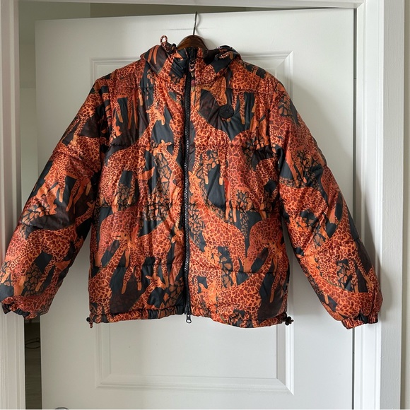 FARM Rio Multicolor Patterned Puffer Jacket - Picture 11 of 15